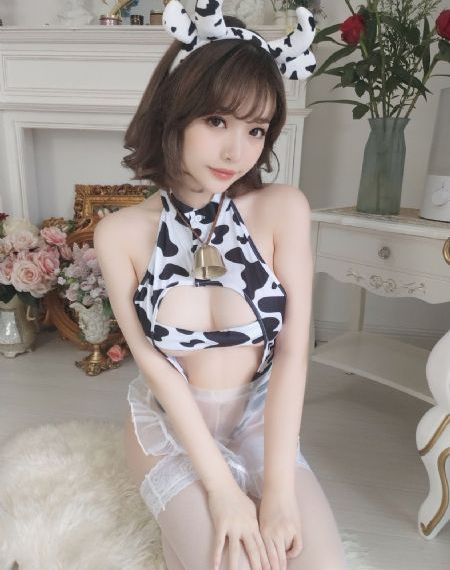 动漫美女被脱小内内香椿动漫_BD高清完整版播放