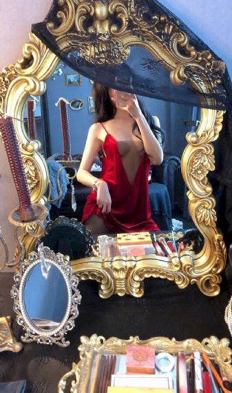 女销售员_完整版高清下载