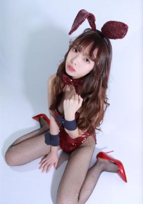 岳婆三p一起畸情_国语配音超清